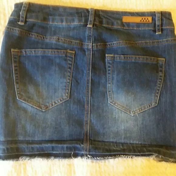 DOLLHOUSE Junior's Skirt Size 5 Blue Jean Denim - Picture 2 of 5